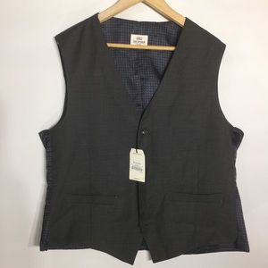 Ben Sherman men’s 100% wool dress vest
